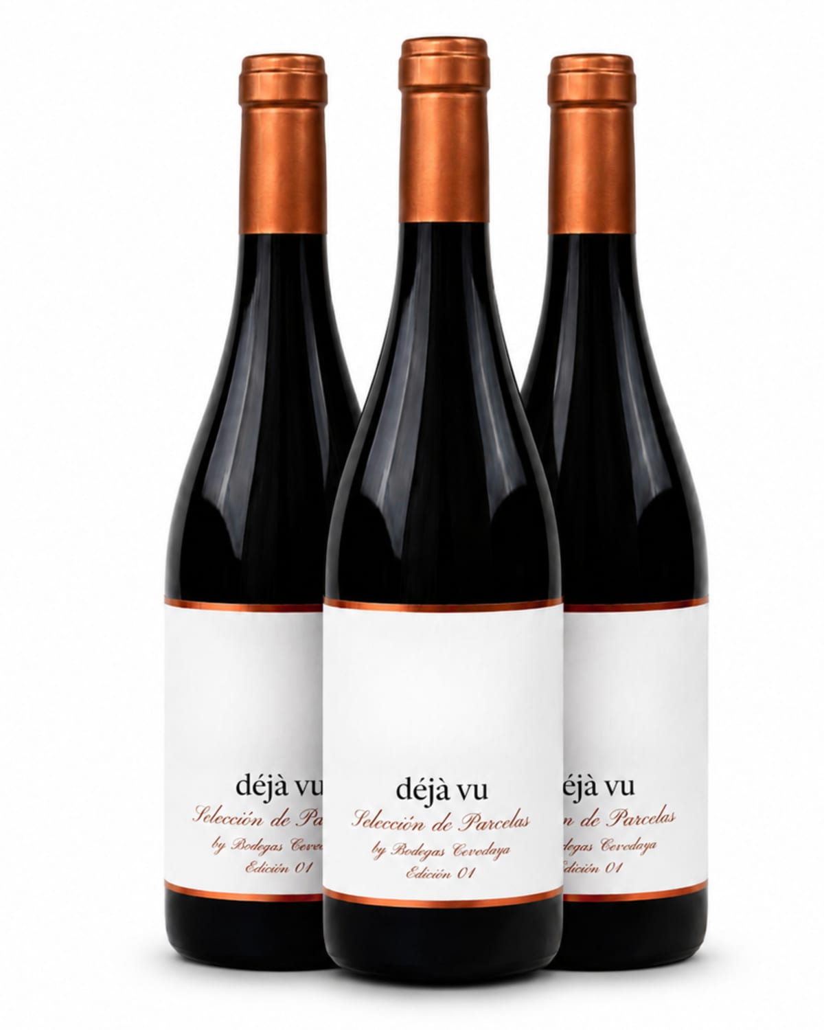 Tres botellas Déjà Vu con la etiqueta lista para personalizar